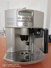 Кафе машина Delonghi Magnifica Automatic Cappuccino - дефектна