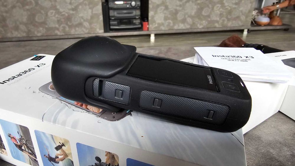 камера Insta 360 X3