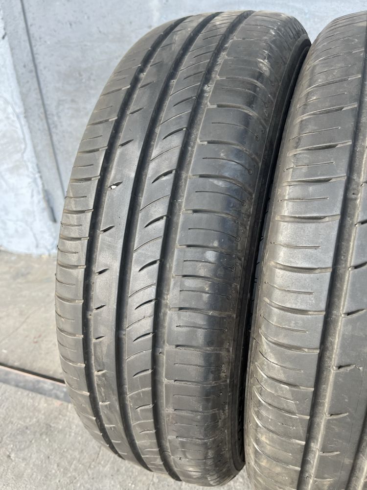 2 бр. летни гуми 185/65/15 Kumho DOT 0523 6+ mm