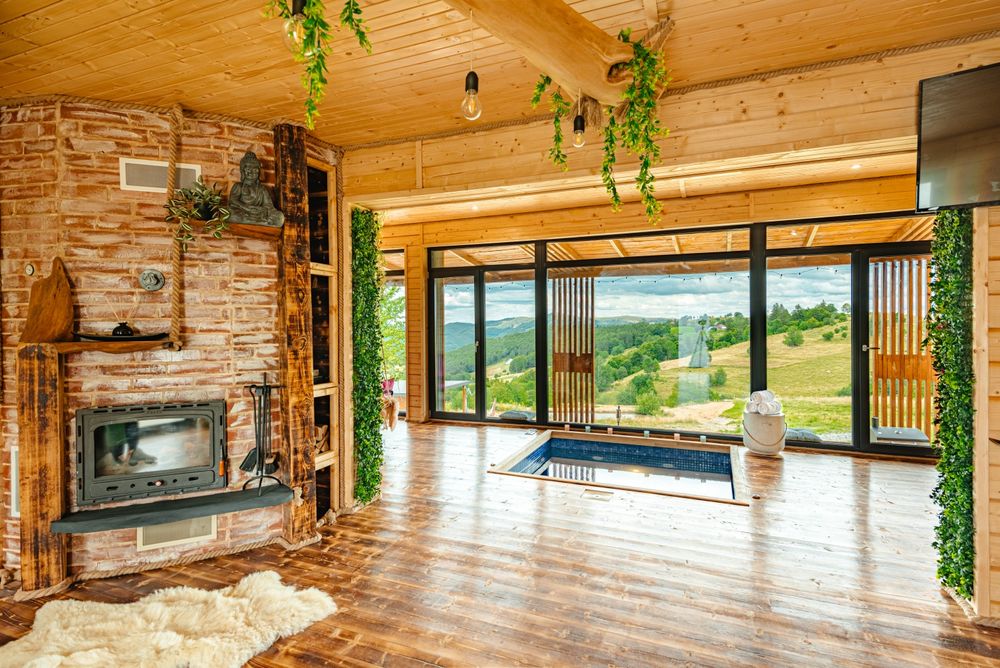 Cabane libere de Craciun Si Revelion!
