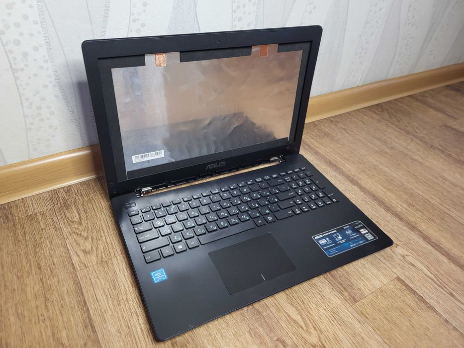 Asus X553 корпус в хорошем состоянии
