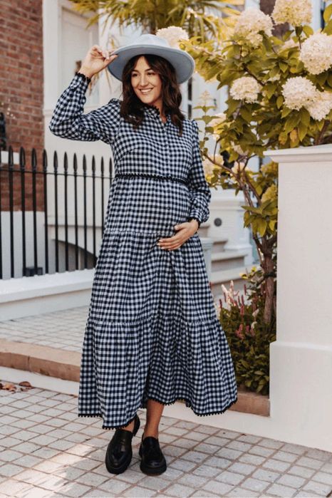 * Карирана рокля *