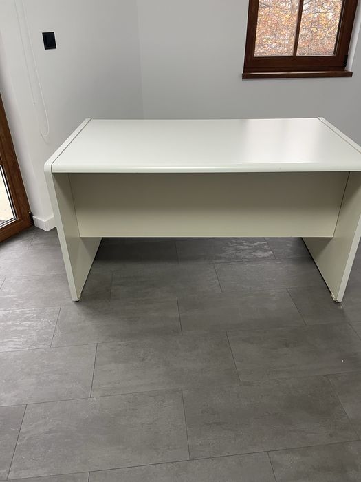 Бюро   3 бр   Фурнир