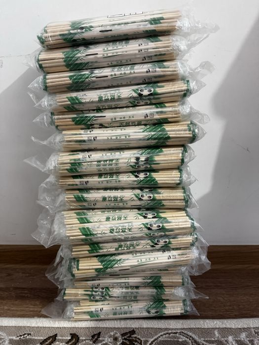 Новые палочки для суши в упаковке