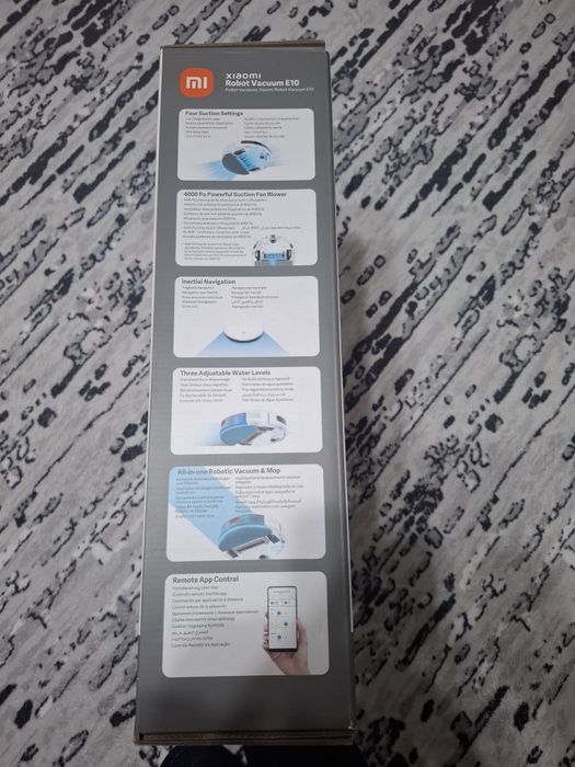 Продавам шаоми е10 робот