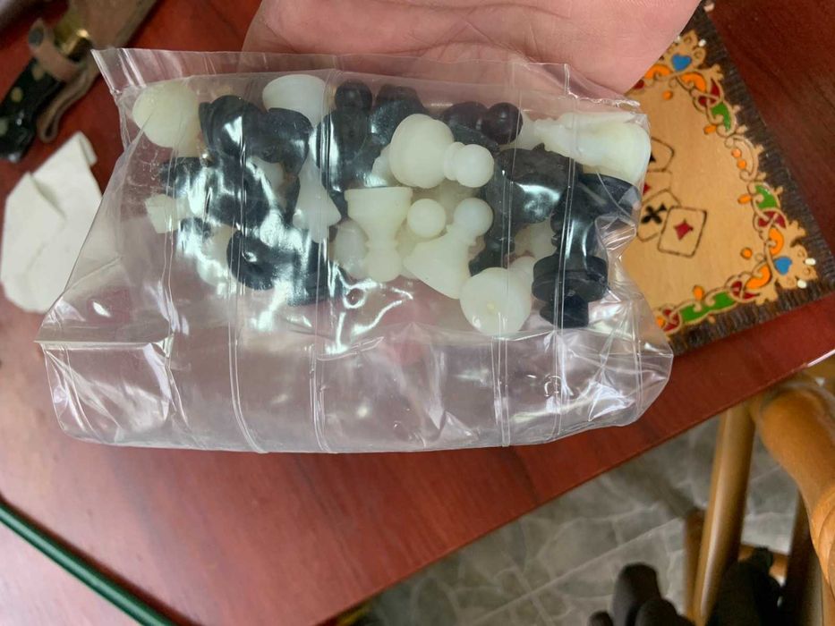 Дървени кутии шах,бридж ,карти пирограф рисунък от соца нови опаковани