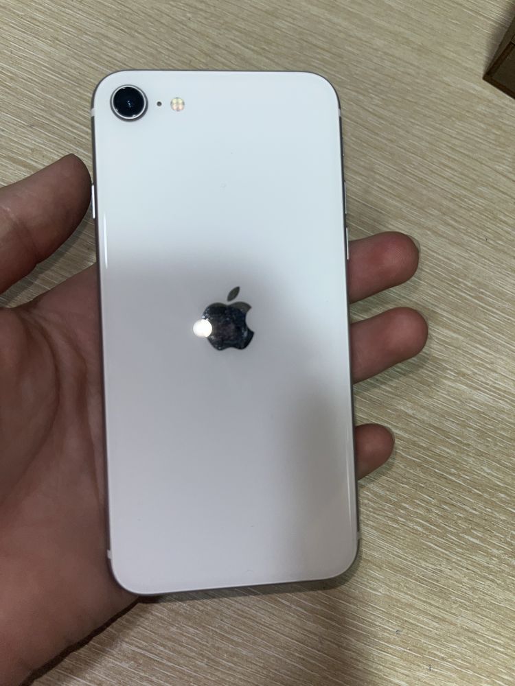 iphone se 2 заблокированный