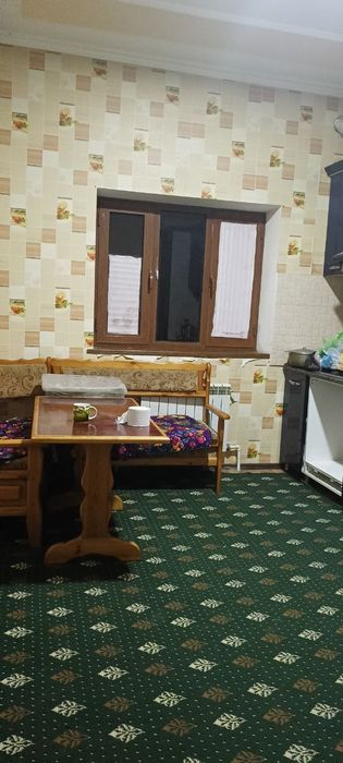 Хамкорбанк томонда жойлашган 2 хонали квартира ижарага берилади