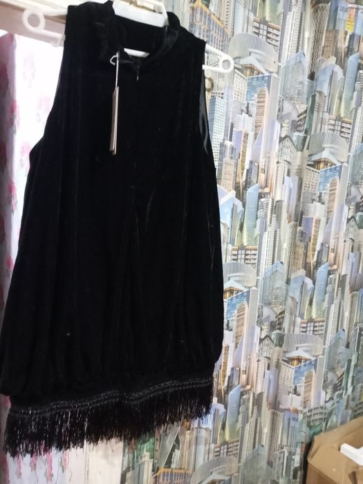 Продам безрукавка материал велюр вельюр