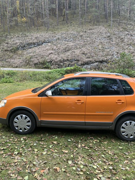 Volkswagen Cross Polo