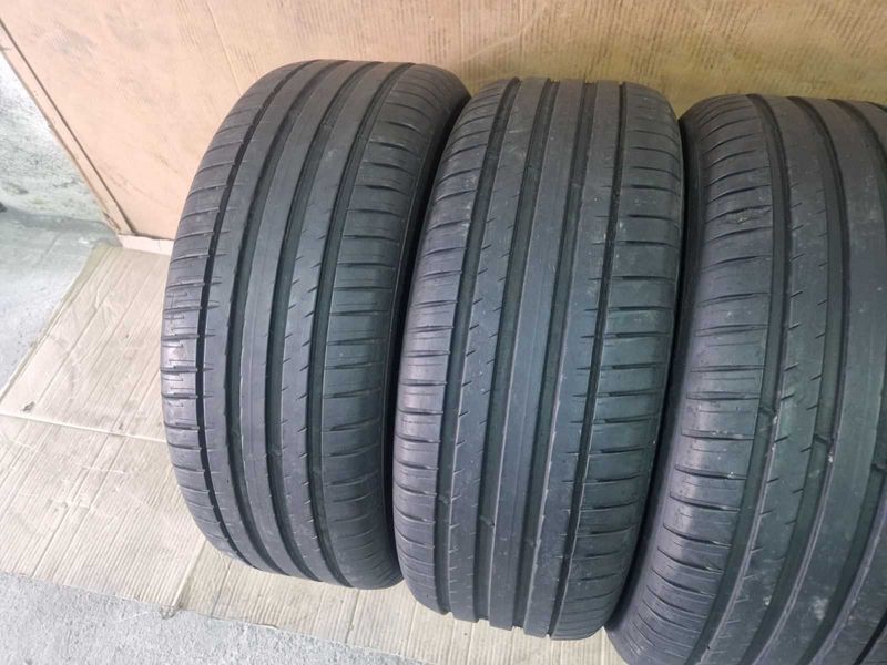 4 Michelin R18 255/60
летни гуми DOT4119