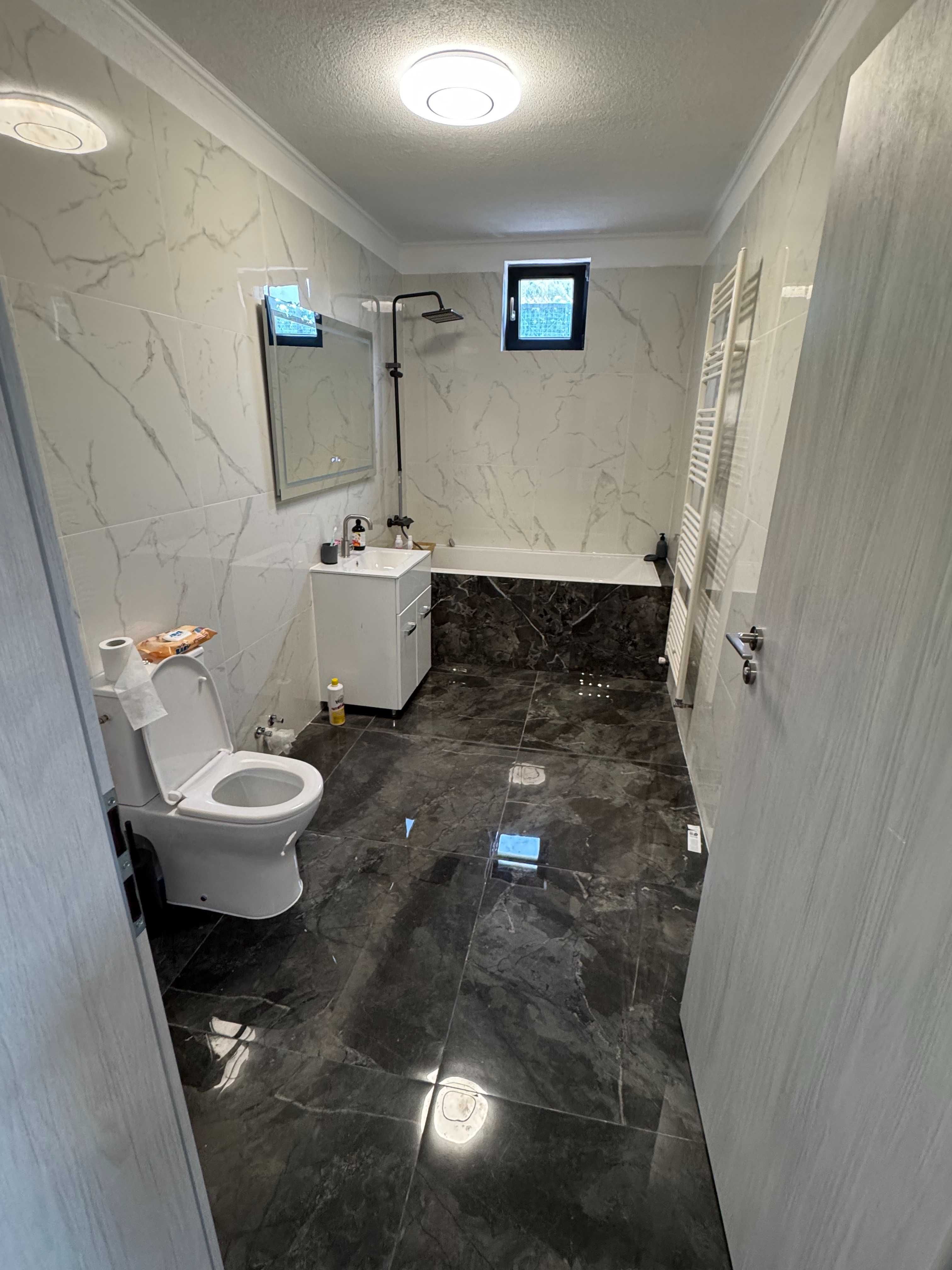 vand apartament finisat, in bloc nou