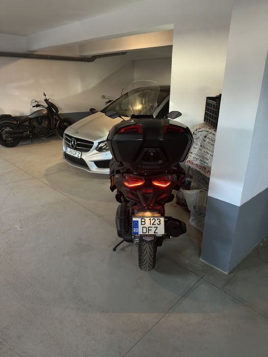Yamaha Xmax Tech 125 cat A/B