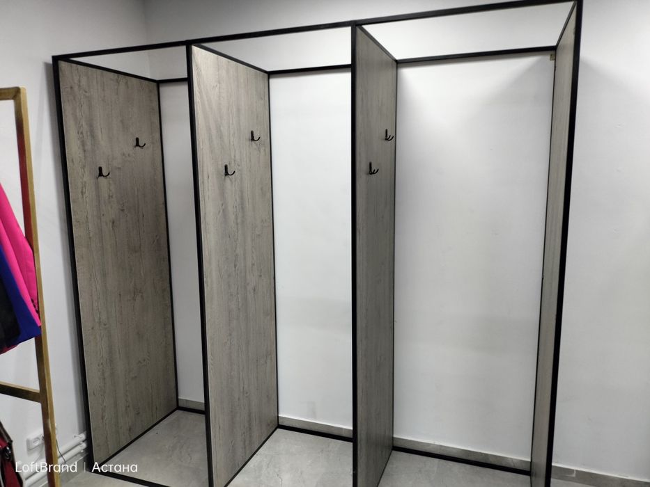 Примерочные в стиле лофт,loft. Потолочные, напольные. Лофт мебель
