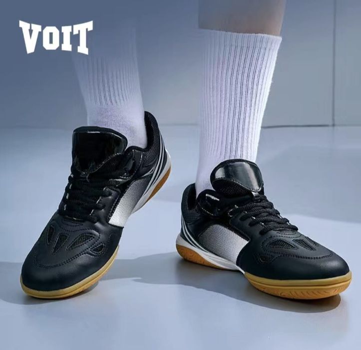 Продам кроссовки новые