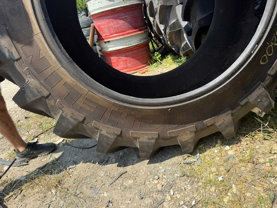 Cauciucuri noi 20.8 r38 Michelin