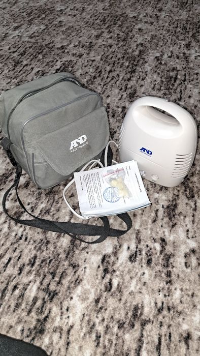 Ингалятор почти что новый