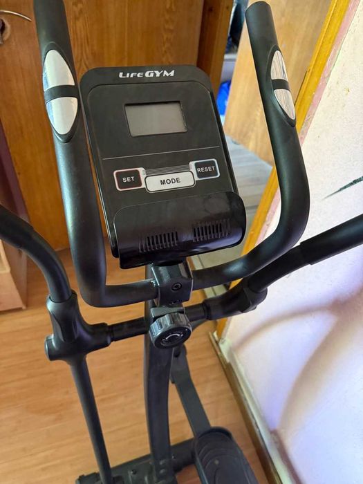 Эллиптический Тренажер Life gym