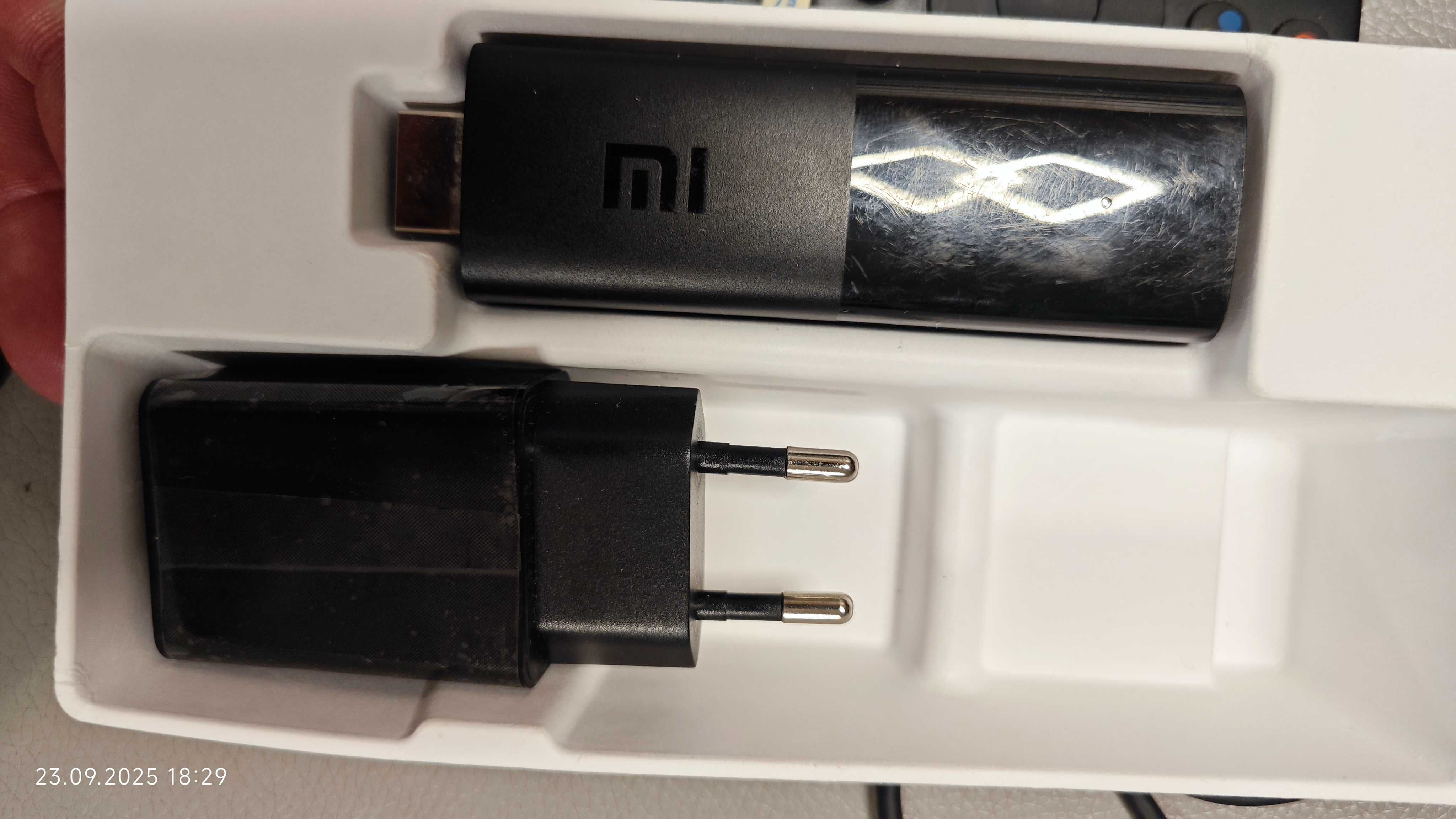 Xiaomi TV Stick – Смарт решение за всеки телевизор