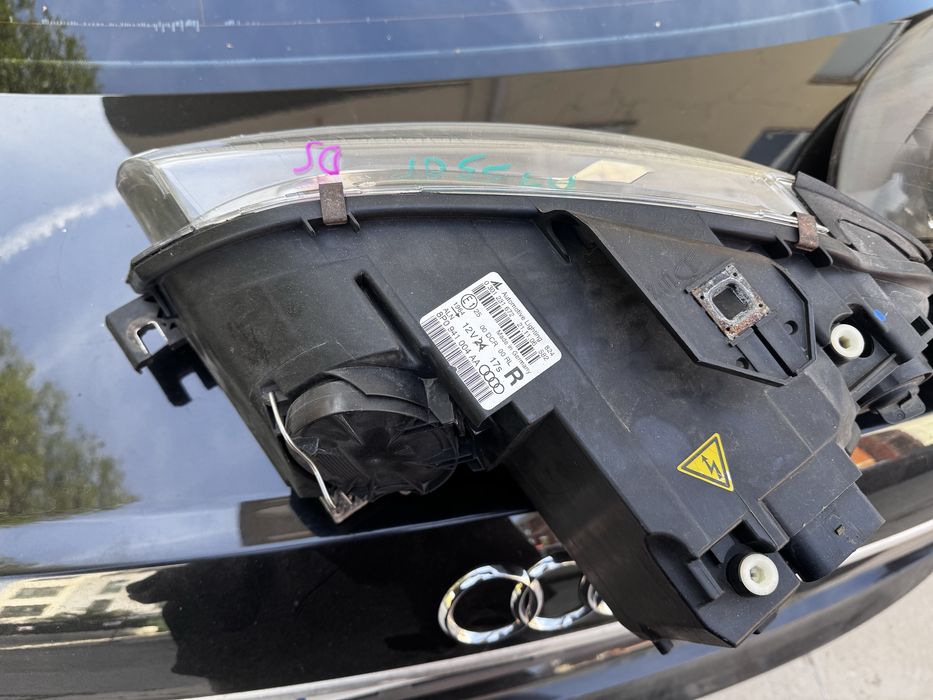 Комплект фарове биксенон Audi A3 8p А3 8п bixenon xenon