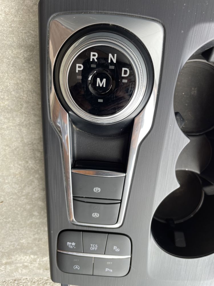 Consola selector viteze buton parcare ford kuga