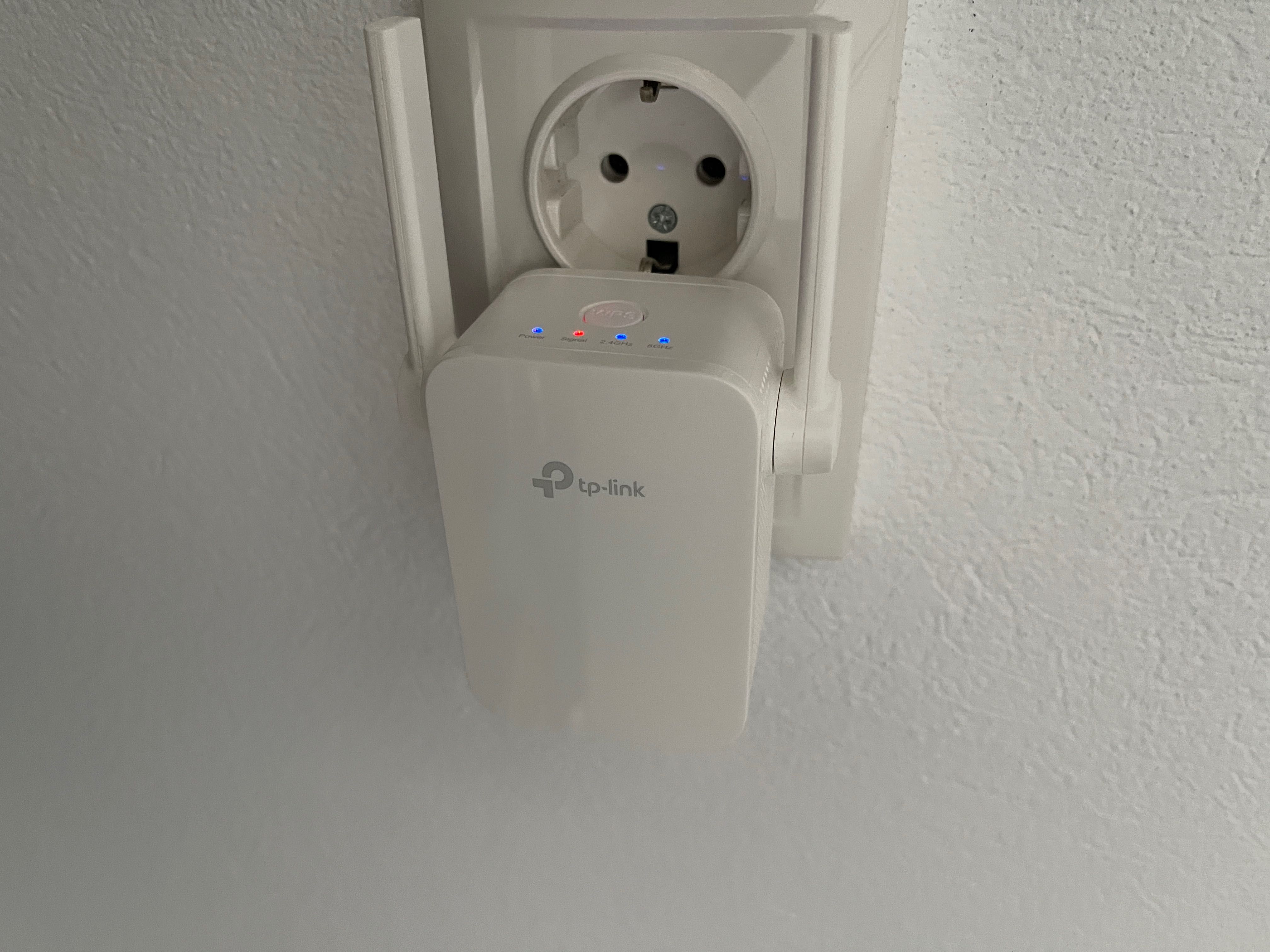 Wireless Range Extender