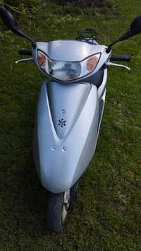 Honda dio af 68.