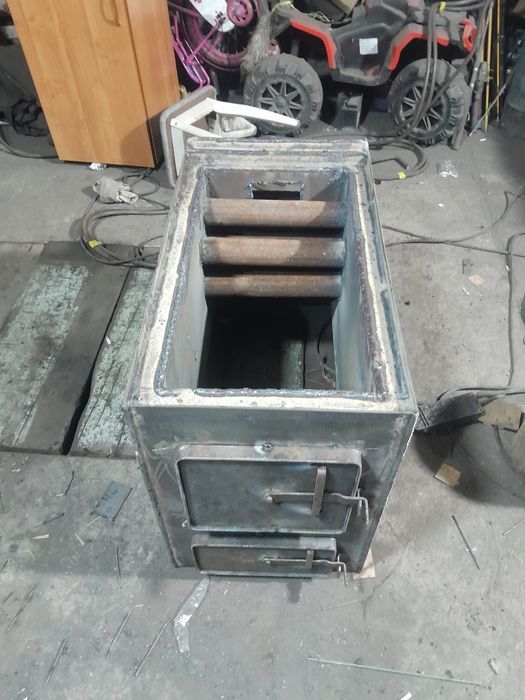 Продам кател на твёрдам топливо