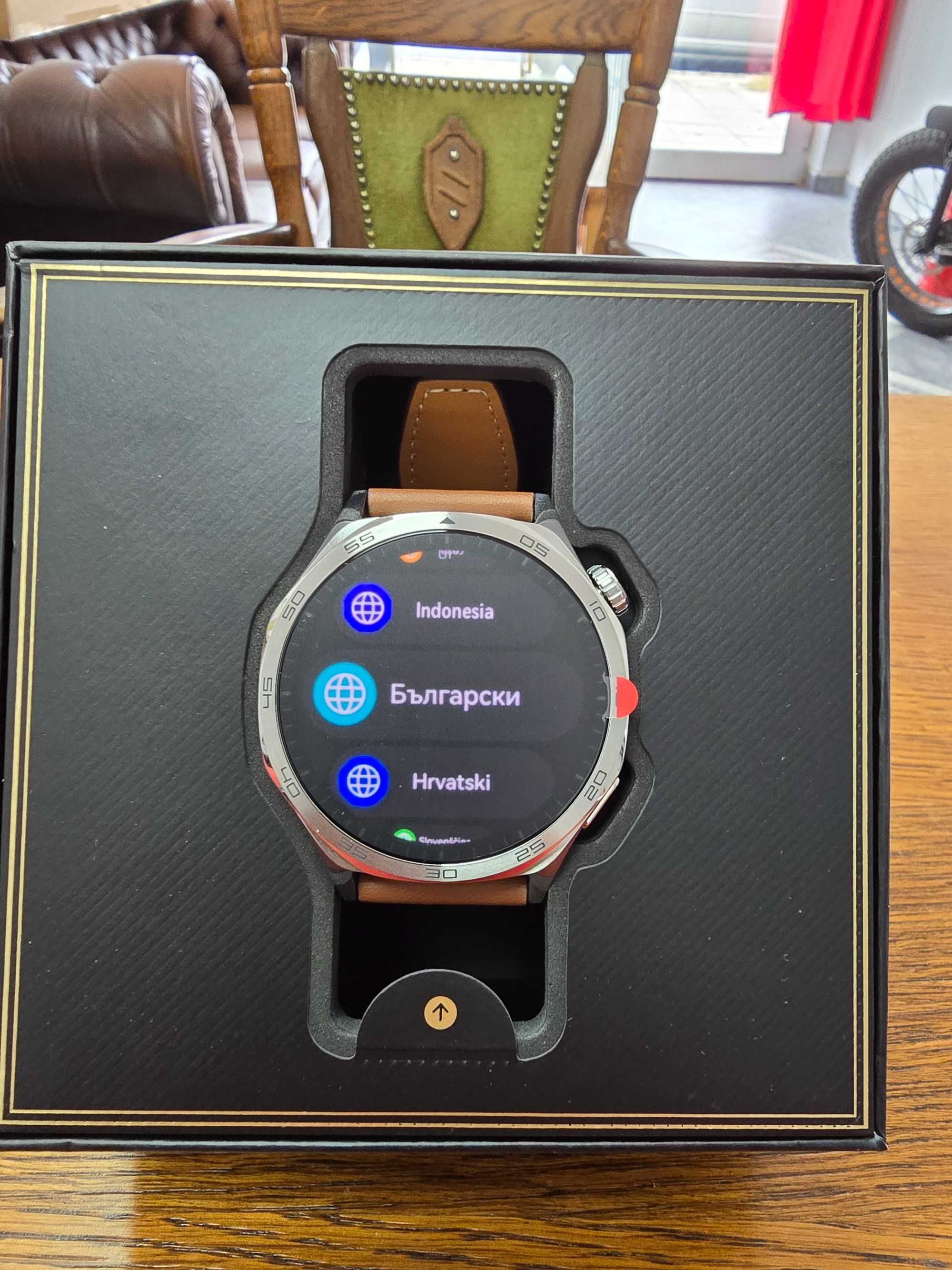Чисто нов - Huawei Watch GT 5  - Смарт часовник