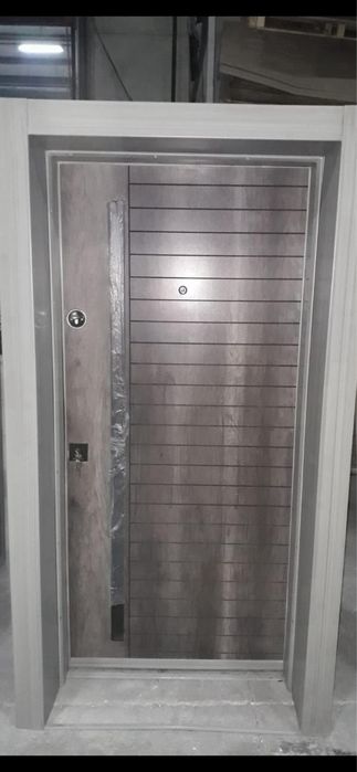 Екстериорна врата на Изгодна цена ! Лимитирани бройки