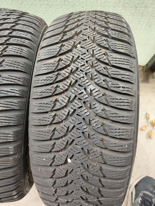 Kumho 205/55/16 зимни