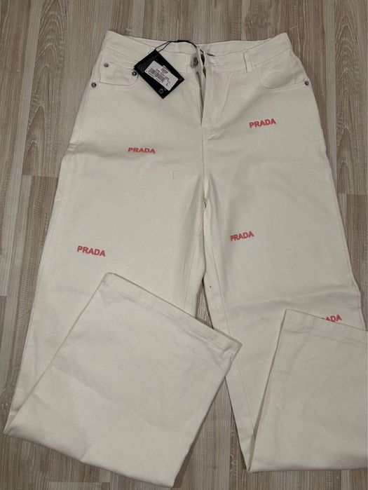 prada shim lux .