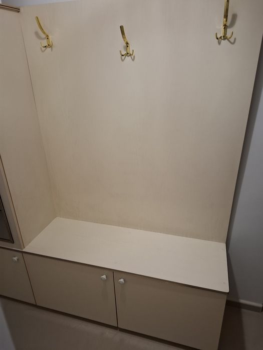 Продавам разтегателни дивани