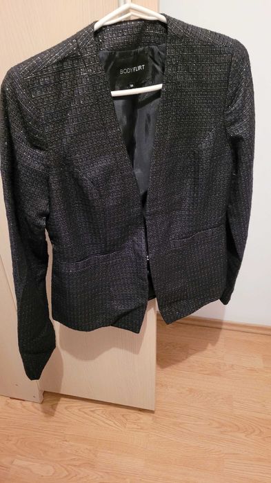 Sacou elegant ocazie cu insertii aurii