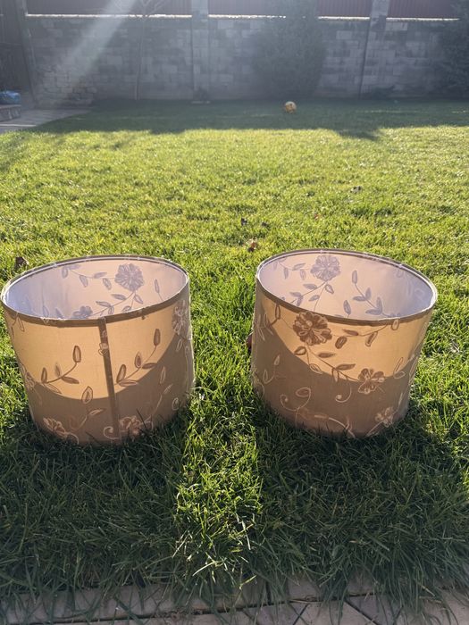 Настольные лампы, запасные плафоны, бра настенное