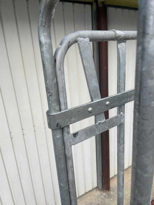 Cărucior marfă tip box / rolling cage pentru depozit – oțel galvanizat