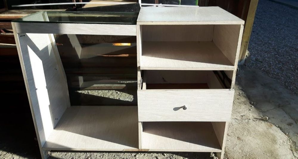 Vitrina expunere din Pal