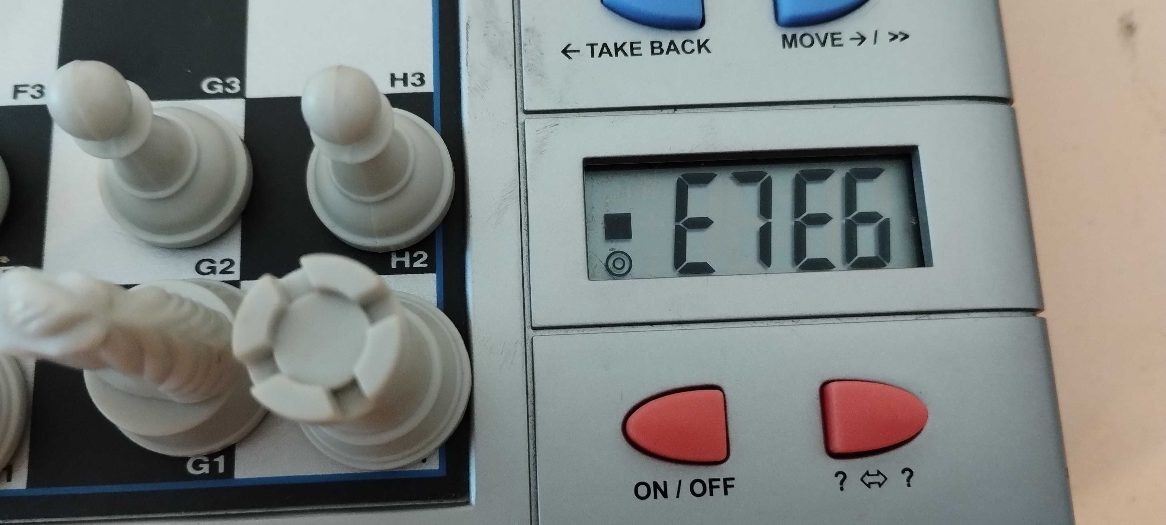 joc de sah electronic Millennium Orion 4 in 1  sah computer