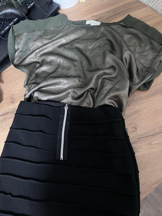 Пакетом вещи 42 размер на 44 тоже подойдет