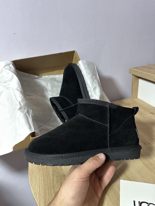 UGG Ultra mini.