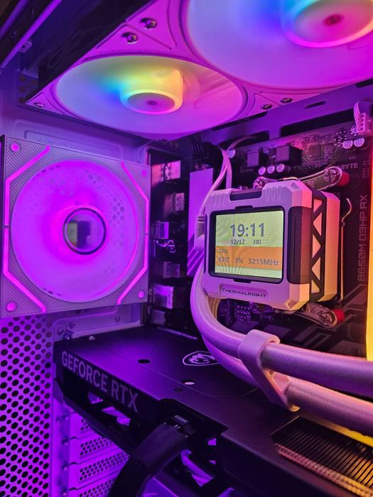 Calculator PC GAMING, AMD RYZEN 7 9800X3D, 32GB DDR5, RTX 5070 12GB OC