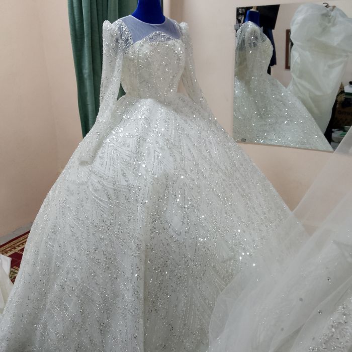 Келин куйлаклар сотилади, арзон бервораман янги