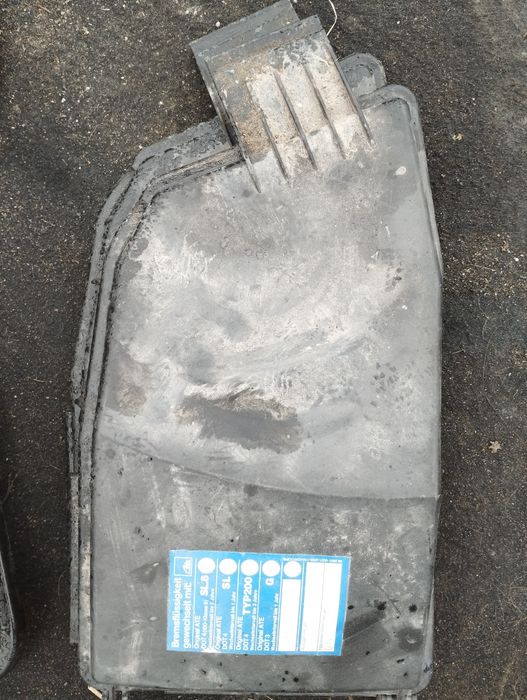 Капак над компютър ECU и преден SAM модул Mercedes W211 W219 W203 W209