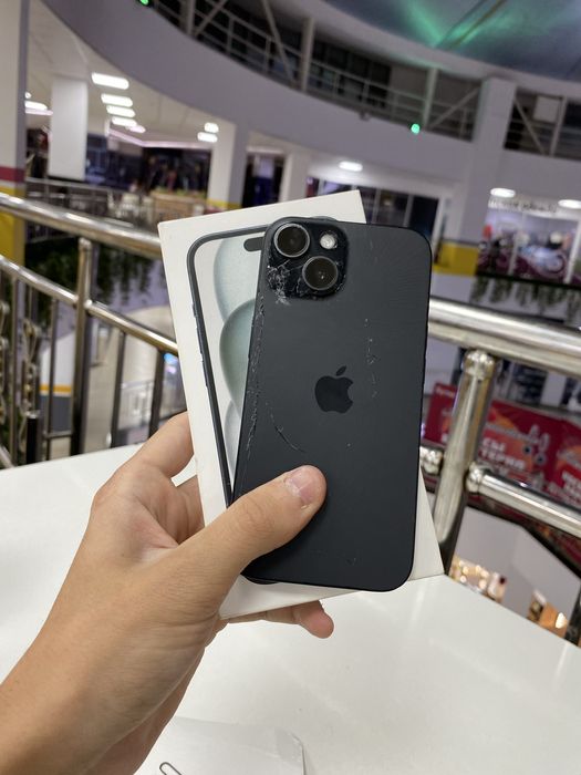 Продам срочно iPhone 15 128GB