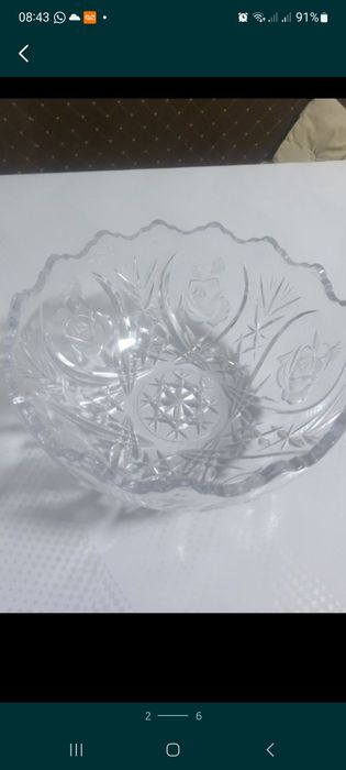 Продам 2 хрустальные вазы