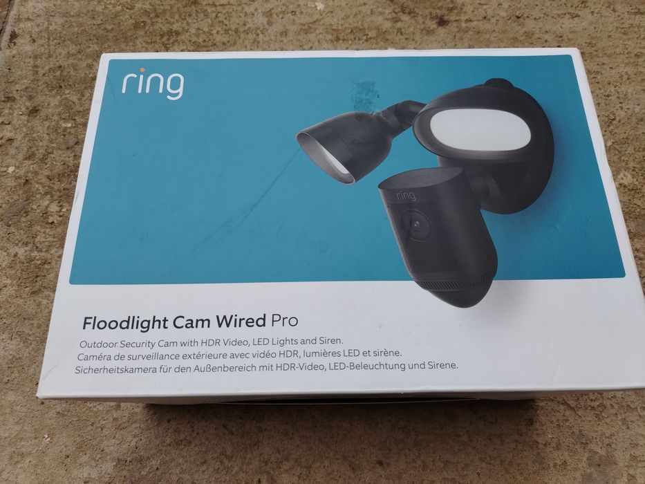 Cameră de supraveghere Ring Floodlight Cam Pro cu fir, video HDR, Wi-F