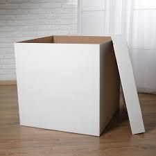 Упаковочная картонная коробка для переезда и для разных нужд.