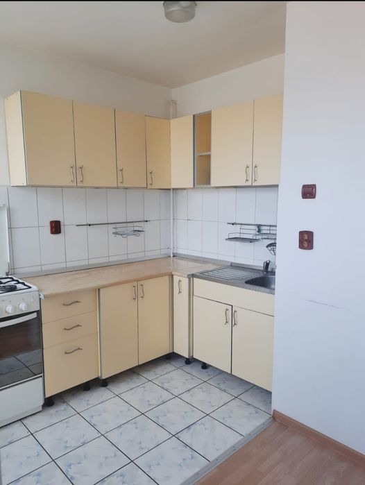 Proprietar, închiriez apartament cu 2 camere