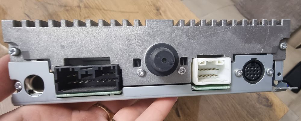 CD тунер за Mitsubishi