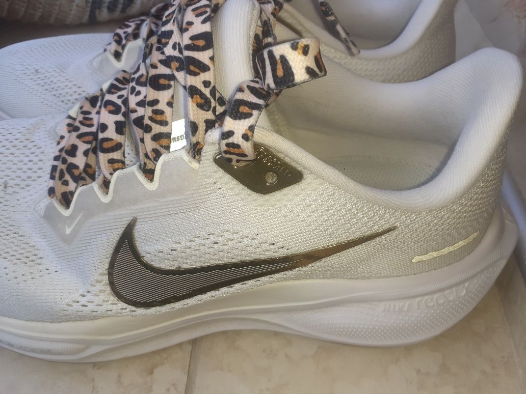 Дамски оригинални Nike 40 р.